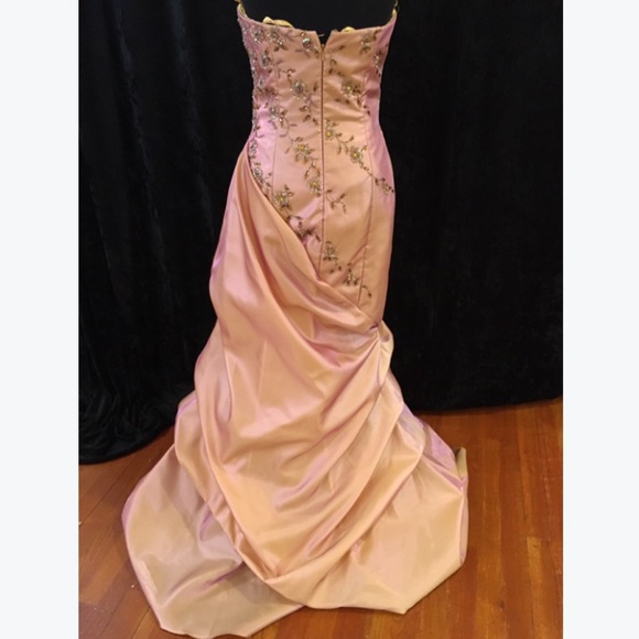 Prom dress - Picture 3 of 5